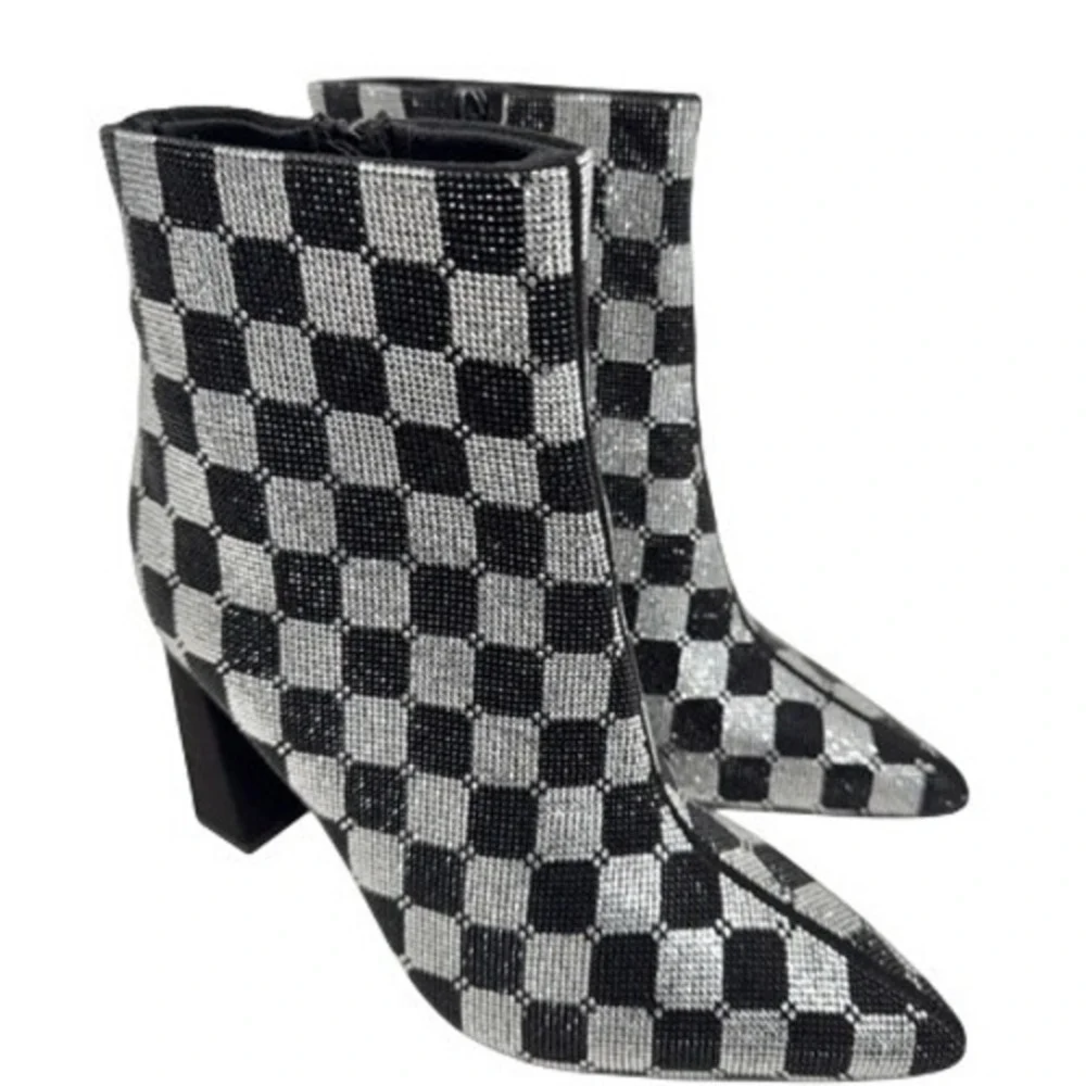 Wild Pair Ingrid Black Silver Rhinestone Checkered Block Heel Booties Size 6 NEW